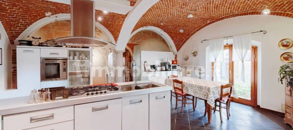 3 bedrooms House in Ottobiano, Italy No. 355697 15