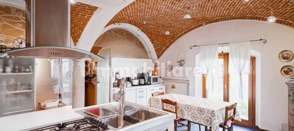 3 bedrooms House in Ottobiano, Italy No. 355697 13