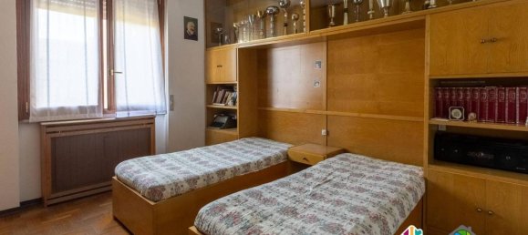 Квартира с 3 комнатами в Альбьяте, Италия № 33042 12