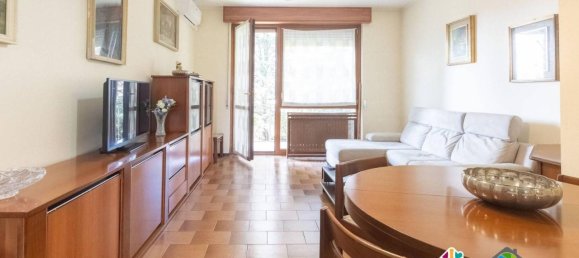 Квартира с 3 комнатами в Альбьяте, Италия № 33042 5