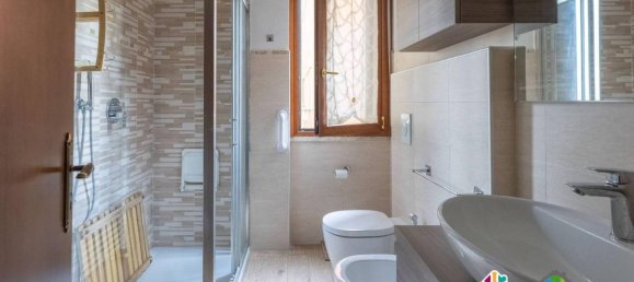 Квартира с 3 комнатами в Альбьяте, Италия № 33042 15