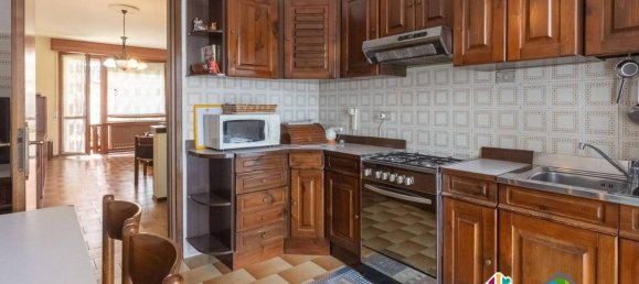 Квартира с 3 комнатами в Альбьяте, Италия № 33042 10