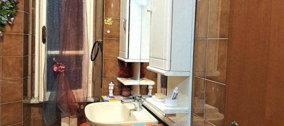 3 rooms Apartment in Rome, Italy No. 130157 19