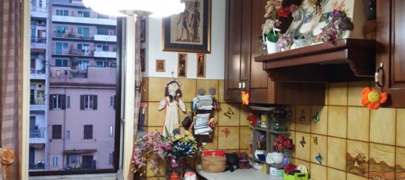 3 rooms Apartment in Rome, Italy No. 130157 12