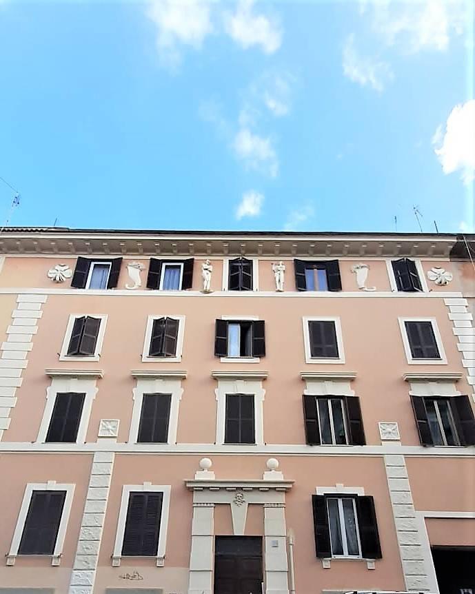 3 rooms Apartment in Rome, Italy No. 130157