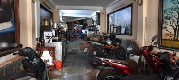 79.8m² House in District 10, Vietnam No. 13302 3