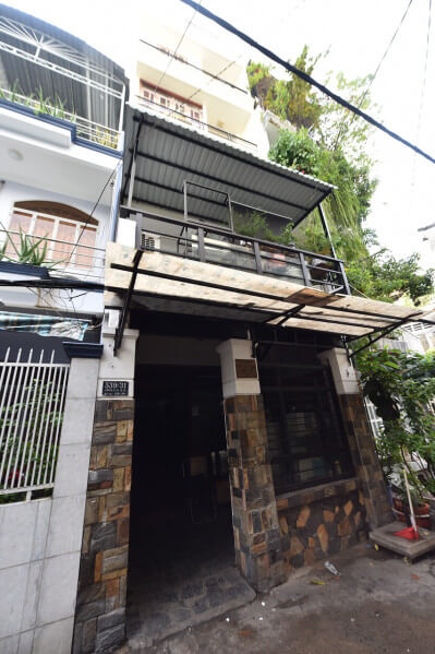 79.8m² House in District 10, Vietnam No. 13302