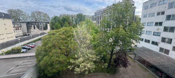 3 chambres Appartement à Bourges, France No. 63584 8
