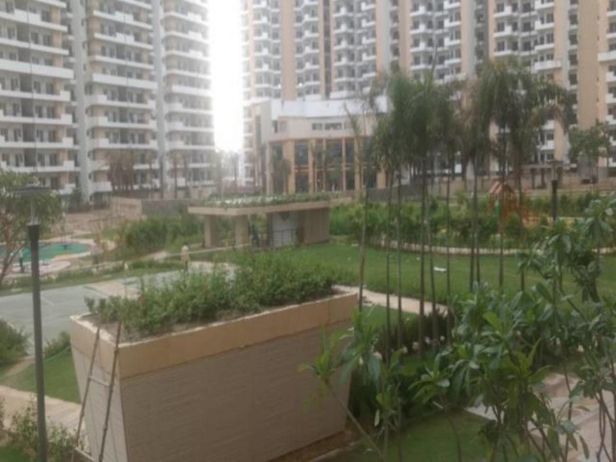 2 bedrooms House in Noida, India No. 67566