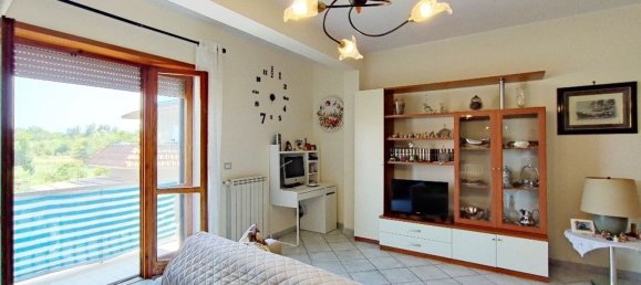 3غرفة شقة في Formia, Italy رقم 40374 19