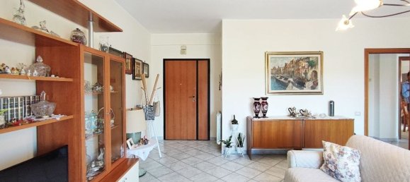 3غرفة شقة في Formia, Italy رقم 40374 22