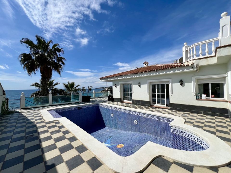 5 bedrooms Villa in Mijas, Spain No. 186087