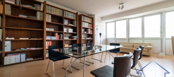 5 rooms Office in Rimini, Italy No. 303481 2