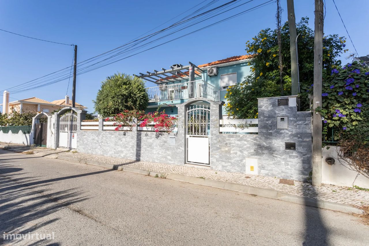 6 bedrooms House in Almada, Portugal No. 130863