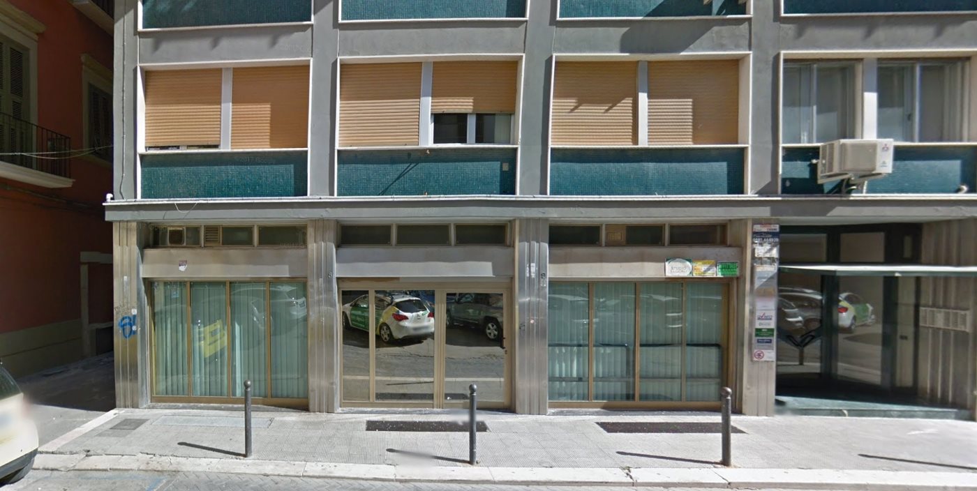 Imóvel comercial de 9 divisões em Foggia, Italy N.º 81489