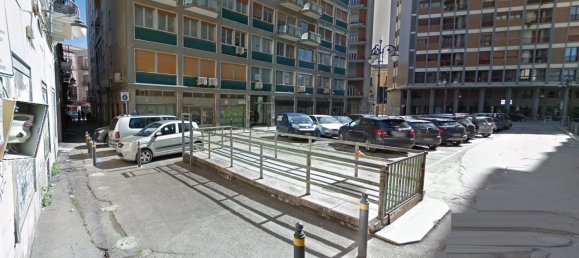 Imóvel comercial de 9 divisões em Foggia, Italy N.º 81489 4