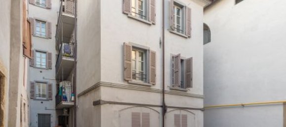 Квартира с 1 спальней в Бергамо, Италия № 324957 17