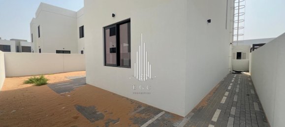 4 bedrooms Villa in Yas Island, UAE No. 95412 28