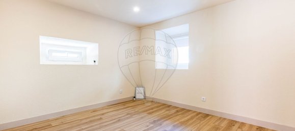 326m² Building in Sintra, Portugal No. 46631 7