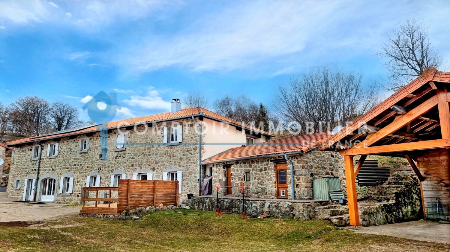 4 chambres Maison à Le Lac-d'Issarlès, France No. 244878