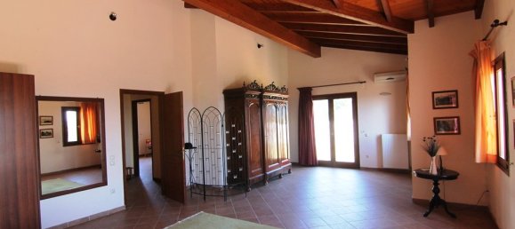 4 bedrooms Villa for sale in Corfu, Central Corfu and Diapontian Islands, Corfu, Ionian Islands, Peloponnese, Western Greece and the Ionian, Greece № 6554 23