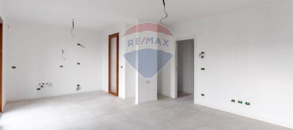 Квартира с 2 комнатами в Курно, Италия № 15555 21