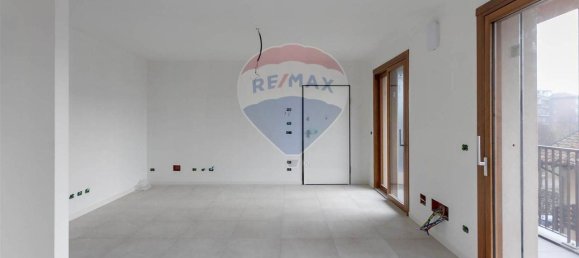 Квартира с 2 комнатами в Курно, Италия № 15555 26