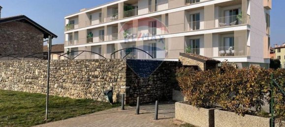 Квартира с 2 комнатами в Курно, Италия № 15555 2