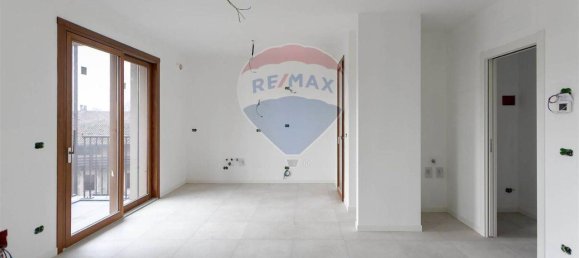 Квартира с 2 комнатами в Курно, Италия № 15555 23