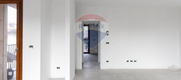 Квартира с 2 комнатами в Курно, Италия № 15555 28