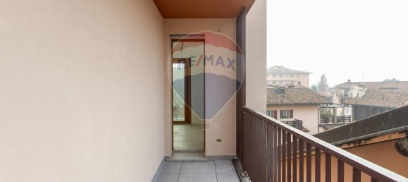 Квартира с 2 комнатами в Курно, Италия № 15555 20