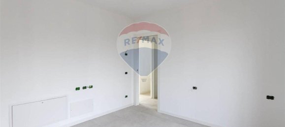 Квартира с 2 комнатами в Курно, Италия № 15555 36