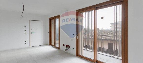 Квартира с 2 комнатами в Курно, Италия № 15555 32