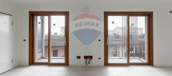 Квартира с 2 комнатами в Курно, Италия № 15555 31