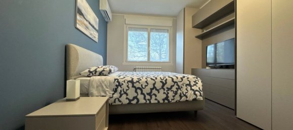 Квартира с 3 комнатами в Рим, Италия № 195382 25