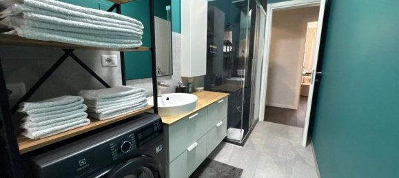 Квартира с 3 комнатами в Рим, Италия № 195382 2