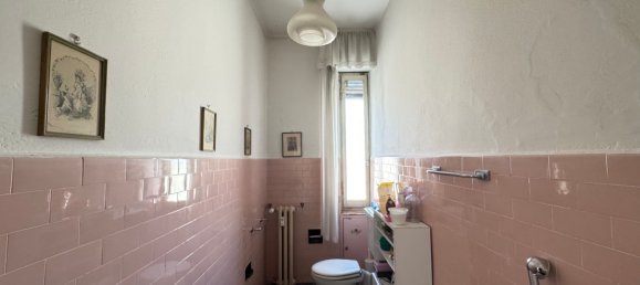 9 rooms Apartment in Florence, Italy No. 52074 27