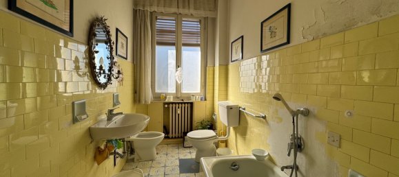 9 rooms Apartment in Florence, Italy No. 52074 40