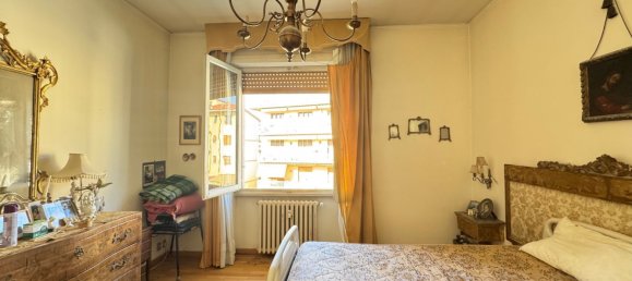 9 rooms Apartment in Florence, Italy No. 52074 29