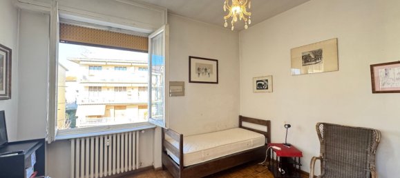 9 rooms Apartment in Florence, Italy No. 52074 34
