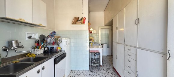 9 rooms Apartment in Florence, Italy No. 52074 24