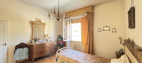 9 rooms Apartment in Florence, Italy No. 52074 28
