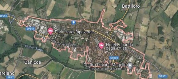 Apartamento de 3 dormitorios en Borgo San Lorenzo, Italy No. 98516 8