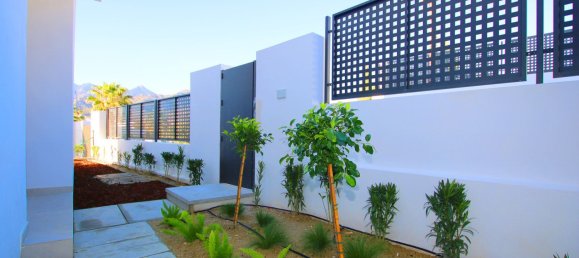 4 Schlafzimmer Villa in Marbella, Spain, Nr. 98872 10