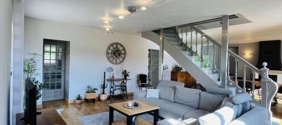 Casa de 4 dormitorios en Nogent, France No. 332068 6