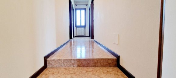 4 rooms House in Solesino, Italy No. 140386 20