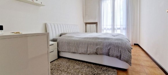 4 rooms House in Solesino, Italy No. 140386 4