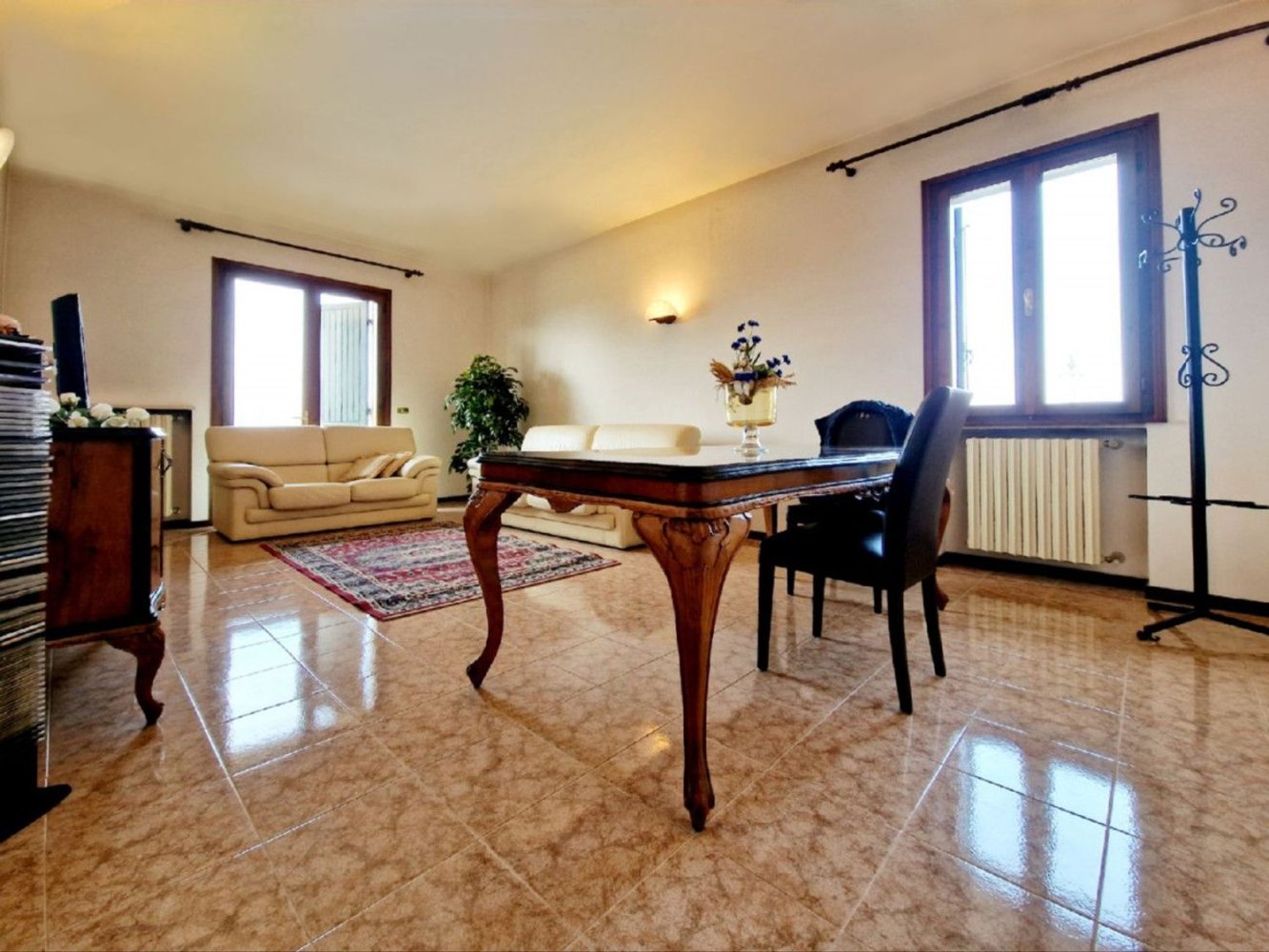 4 rooms House in Solesino, Italy No. 140386