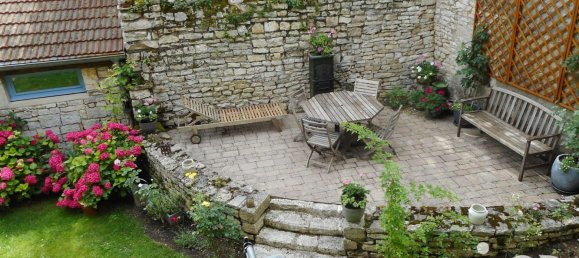 8 rooms House in Malans, France No. 196473 3