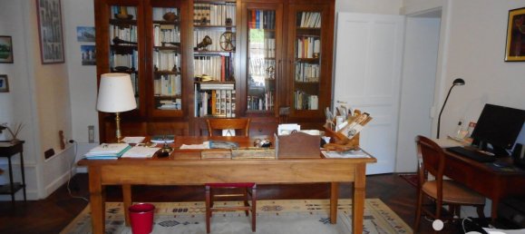 8 rooms House in Malans, France No. 196473 23